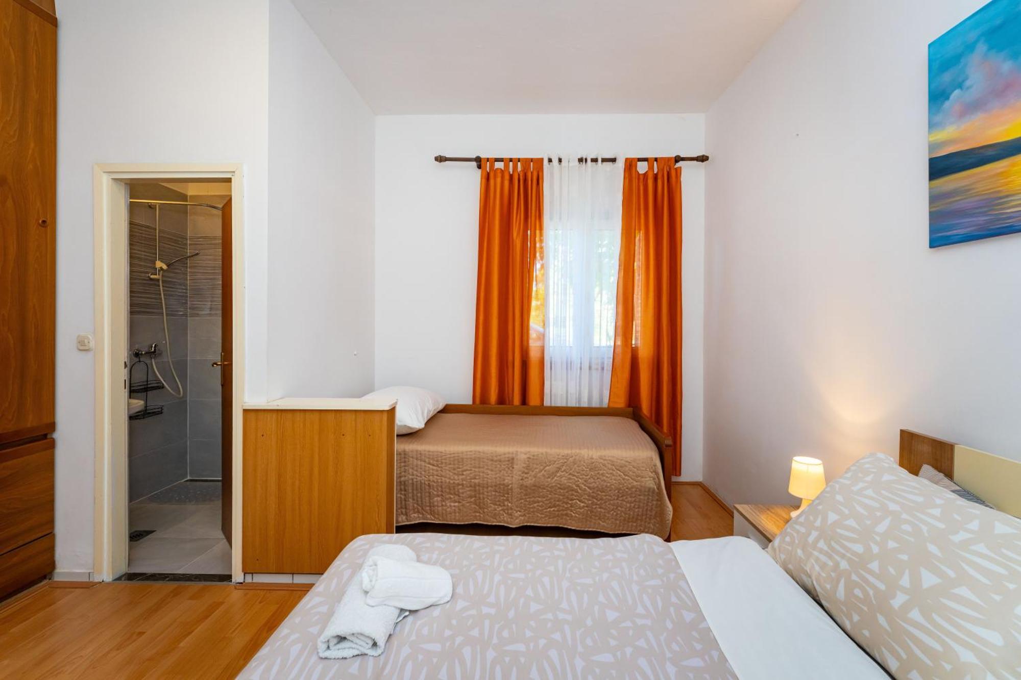 Apartmani Tinka 斯塔利格拉德-帕克利尼卡 外观 照片